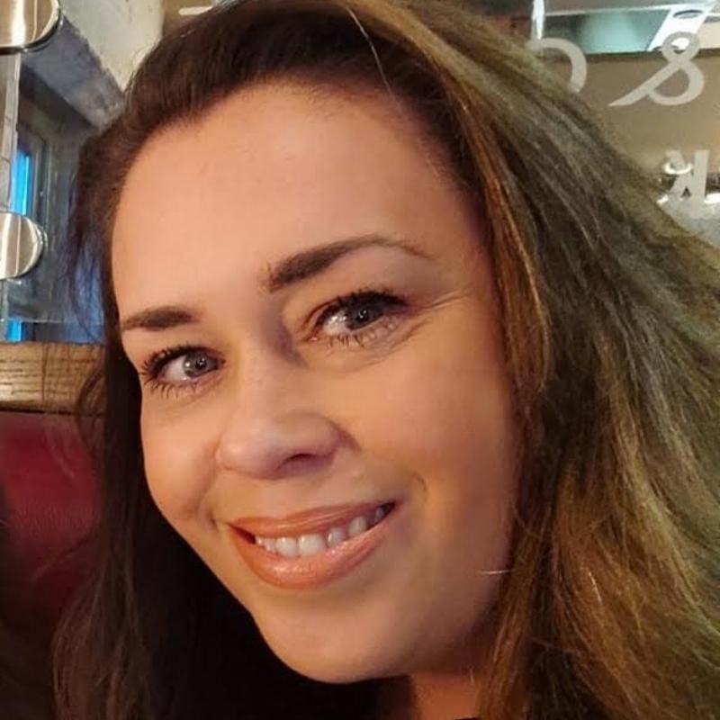 Makeup lecturer - Karen Mathers