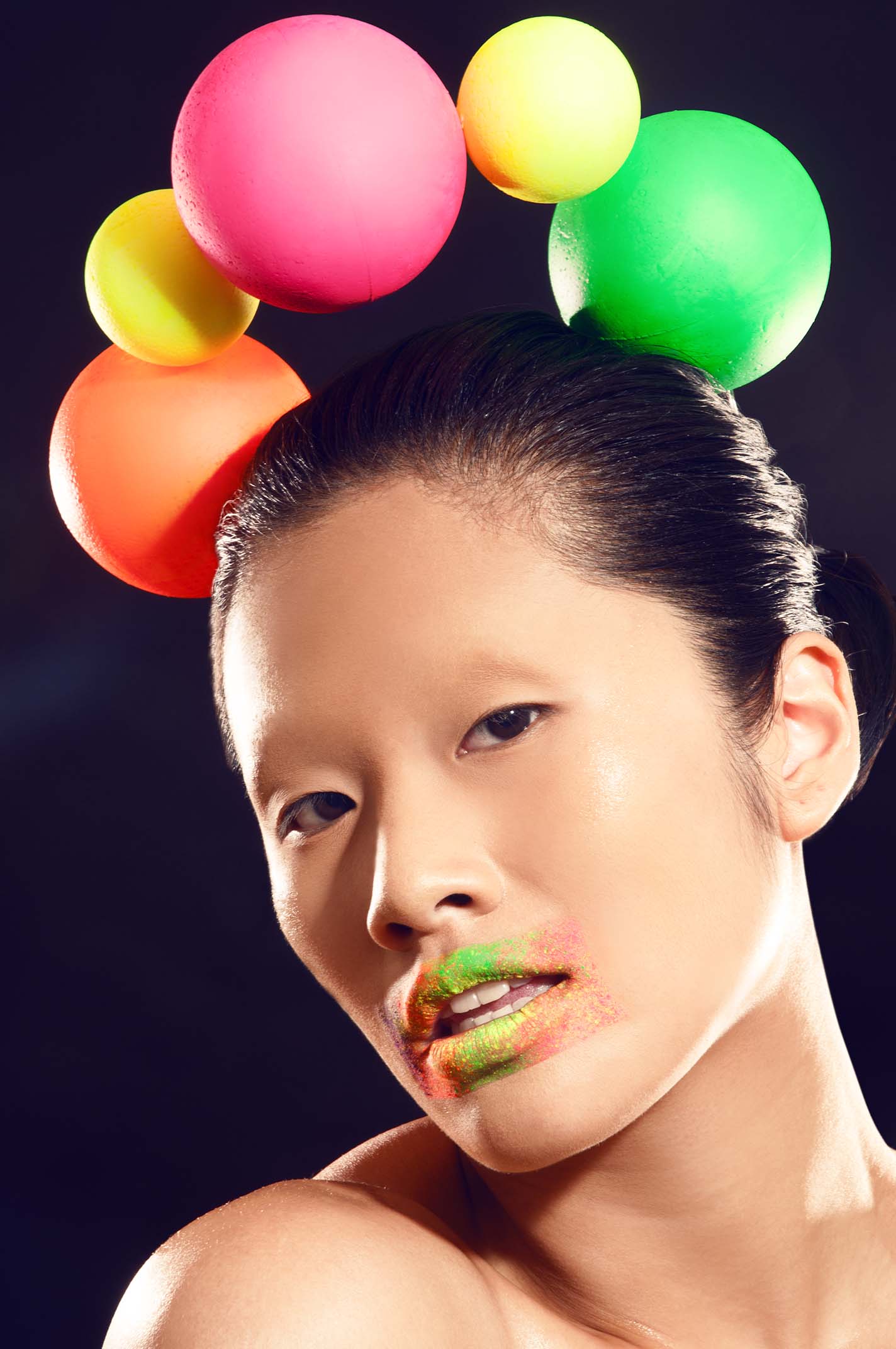Girl with Balloons in Hair - Short Makeup Courses