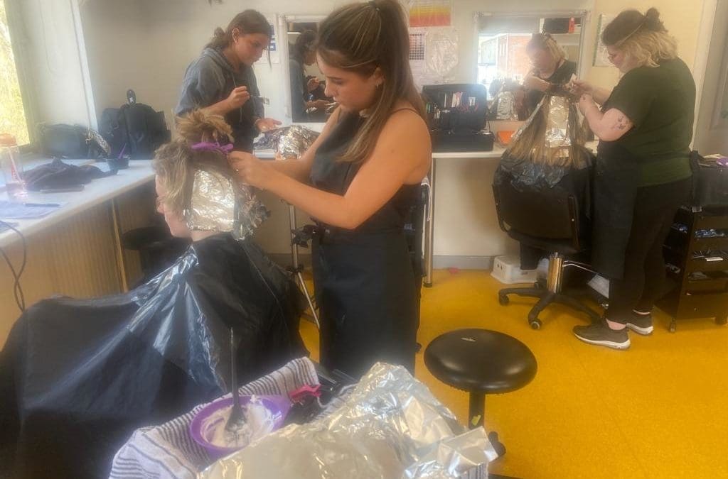 Barbering Skills are Vital for Make-Up Artists