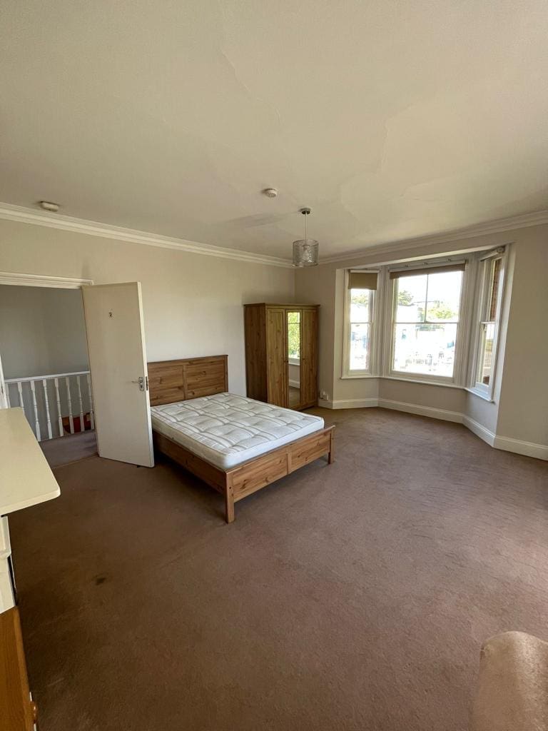 Bedroom Upstairs - Makeup Student Accommodation