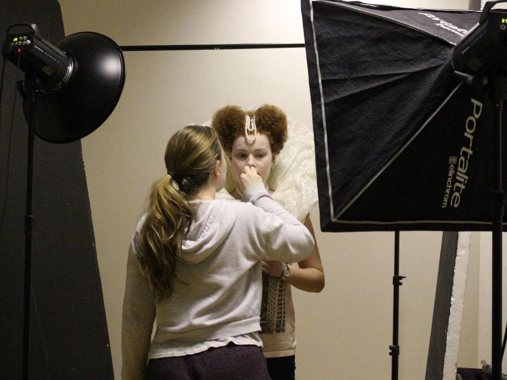 52 Make-up and Hair for Film, TV, and Theatre