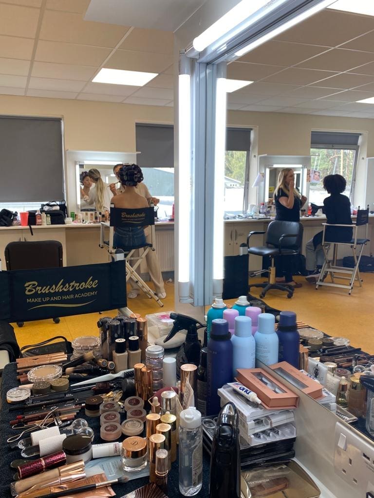 Brushstroke Makeup School